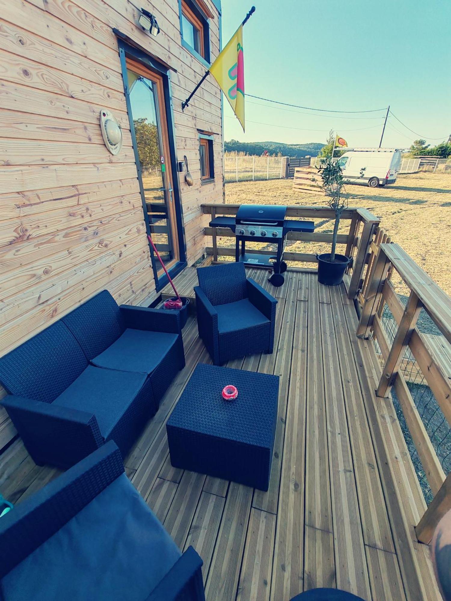 Villa Tiny House Des Bougnats Teilhede Exterior foto