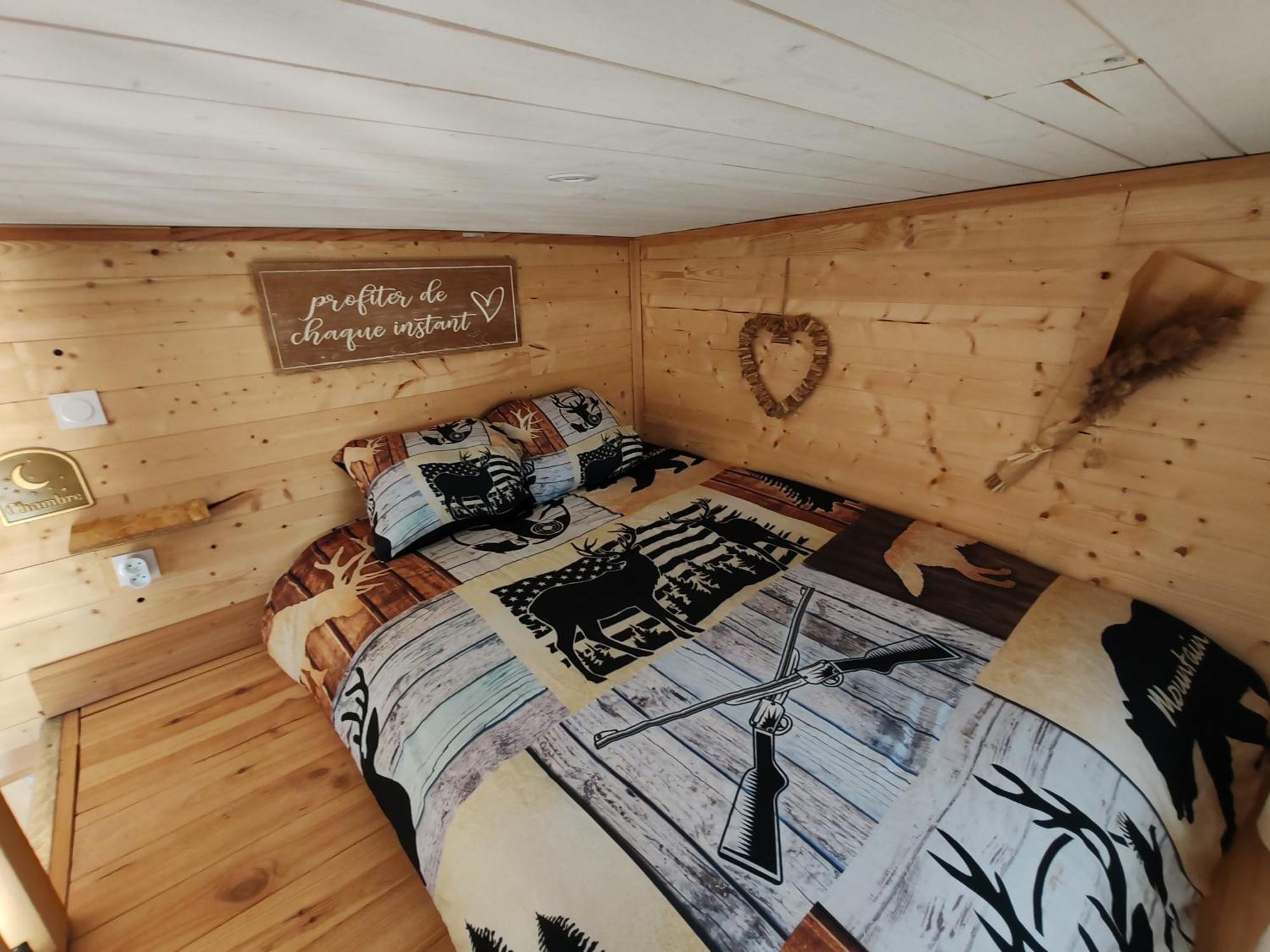 Villa Tiny House Des Bougnats Teilhede Exterior foto